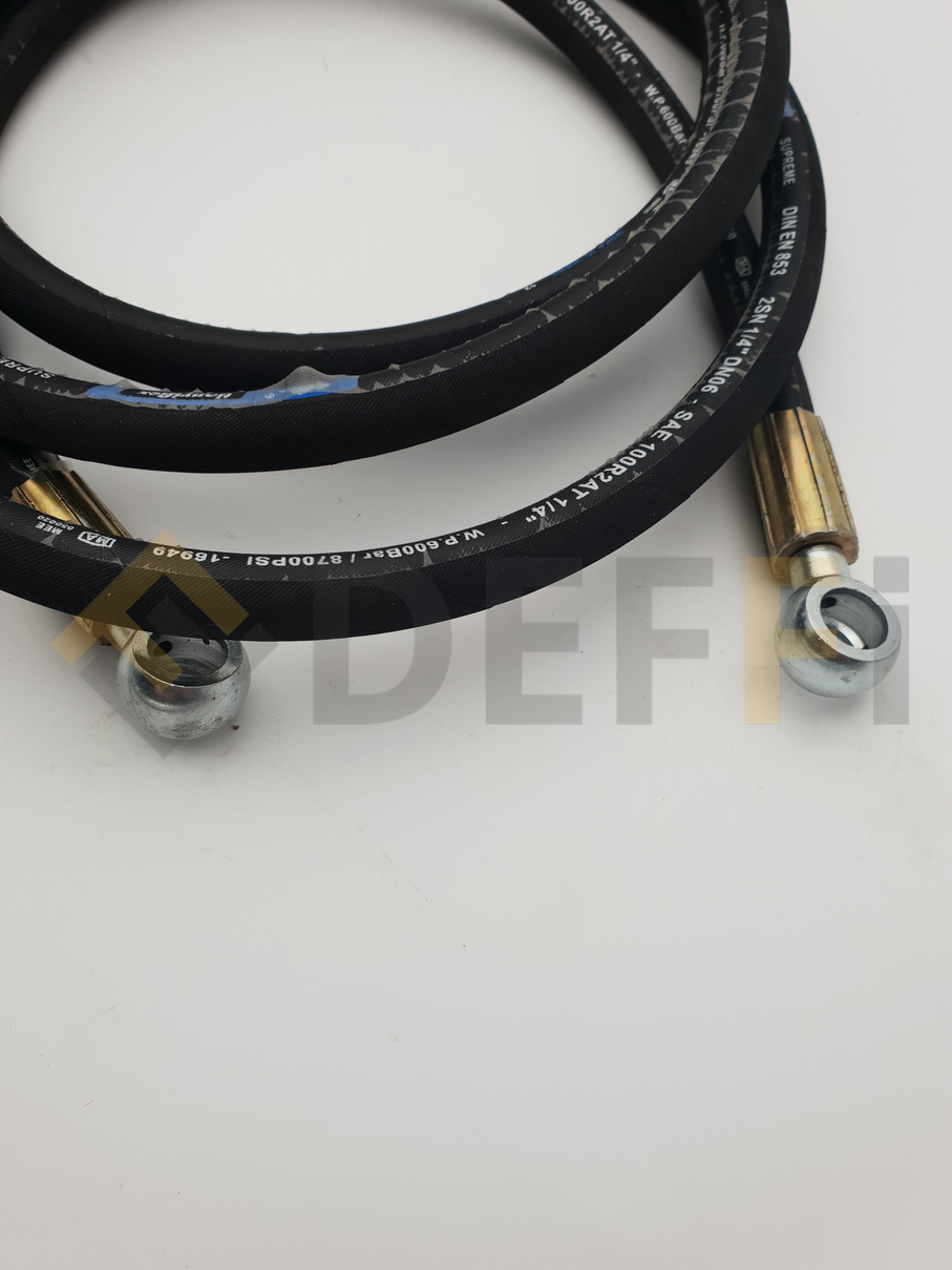B6775-Flexible haute pression liaison entre le groupe hydraulique et le vérin
Longueur 2,85m

Pour les IEQ1000V2 et IEQ1001V2, prendre QJY204-D-04-00A