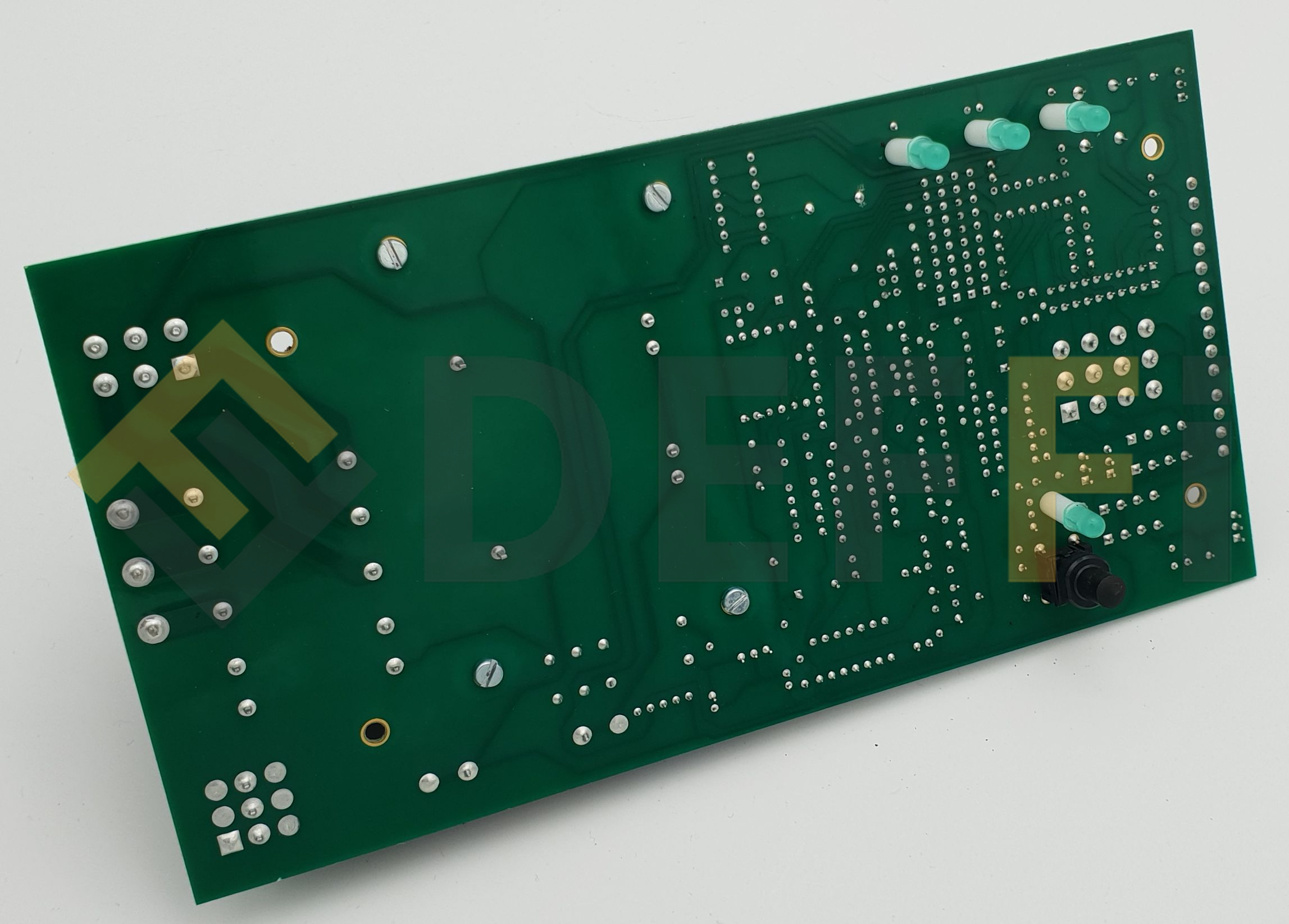 4360291-CARTE COMMANDE EQUINOXE 400V (sans le PAL)

Si le problème vient du transformateur, possibilité de prendre STSU40/24DEF en adaptant le raccordement et en déportant le nouveau transformateur.